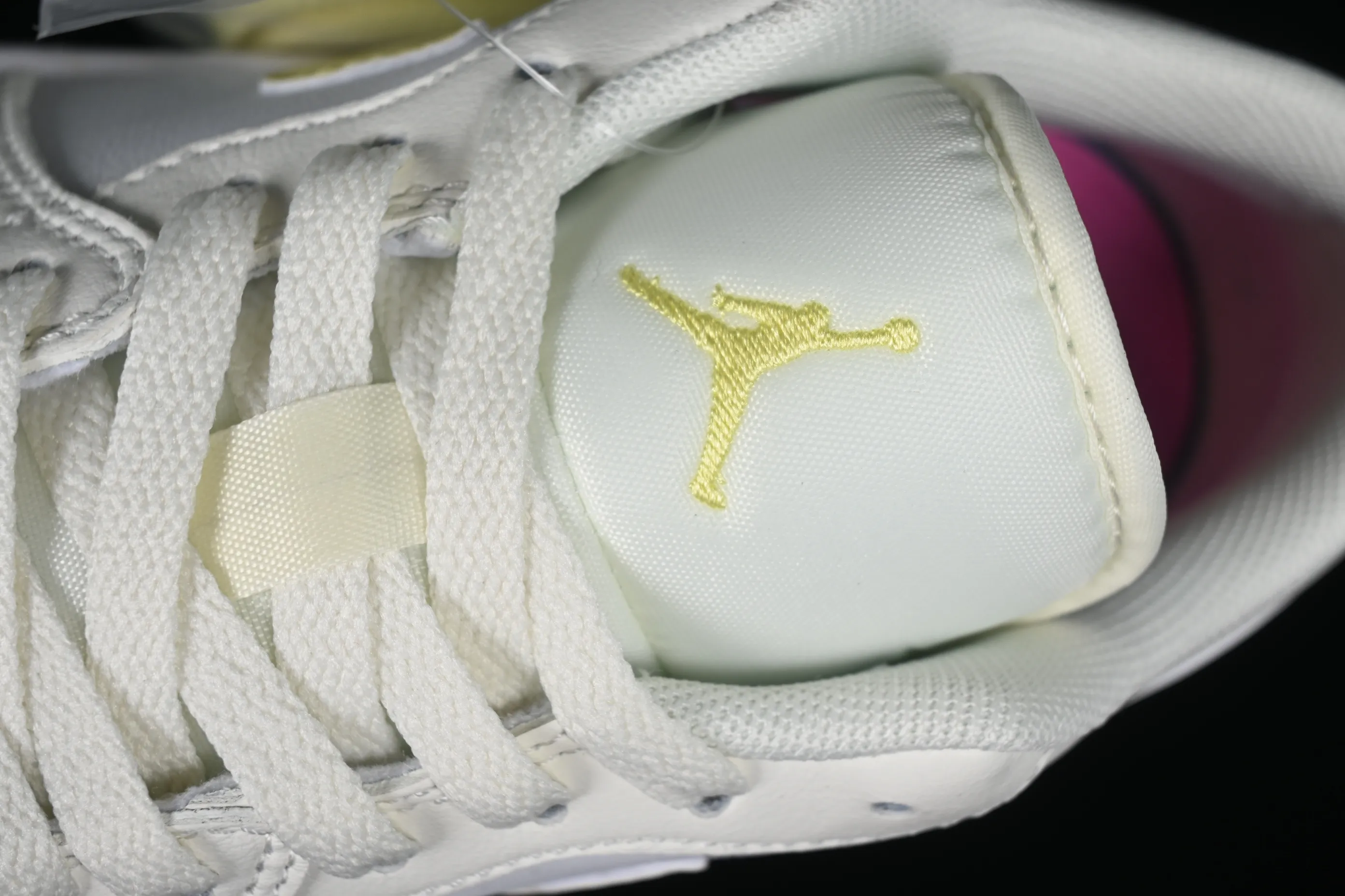 All categories Air Jordan Jordan series basketball shoes Air Jordan 1 Low Z version Air Jordan 1 Low AJ1 Joe 1 lemon yellow low-top cultural and leisure sports sneakers FV8486-181